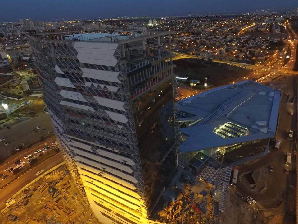 Unitized Curtain Wall architecture