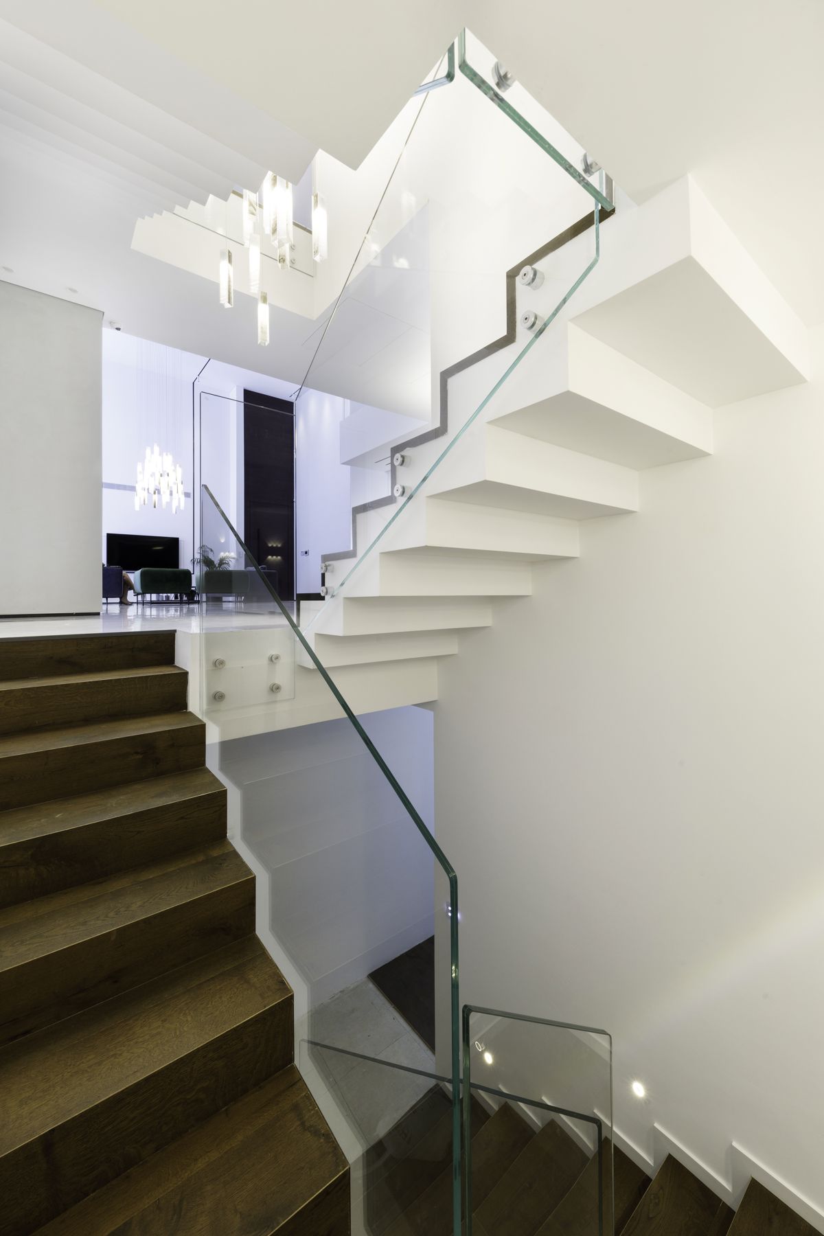 Glass Staircases & Mezzanines